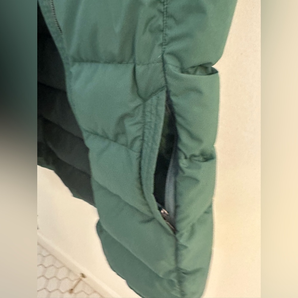 Marmot Forest Green Puffer Vest with Hood - Picture 7 of 10